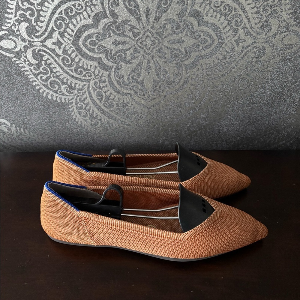 Rothy’s Fawn Points 7.5 - Picture 4 of 6